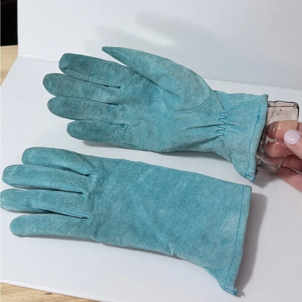 Suede Gloves Bright Aqua Teal SM